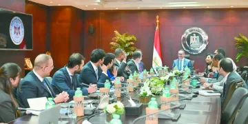 بيراميدز يخشى نزيف النقاط.. وسموحة ينافس الكبار