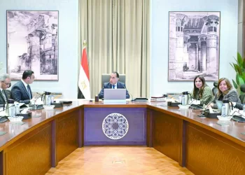 بيراميدز يخشى نزيف النقاط.. وسموحة ينافس الكبار