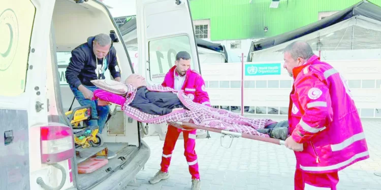 بيراميدز يخشى نزيف النقاط.. وسموحة ينافس الكبار