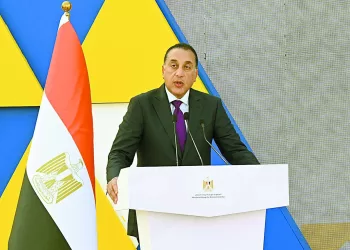 «صبحى» يطلق شارة بدء النسخة 12 من ماراثون القاهرة الدولى