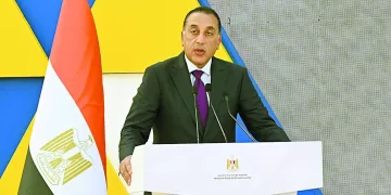 اقتصاد يقوم على «المعرفة» 8 - جريدة الجمهورية «صبحى» يطلق شارة بدء النسخة 12 من ماراثون القاهرة الدولى