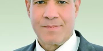 «صبحى» يطلق شارة بدء النسخة 12 من ماراثون القاهرة الدولى