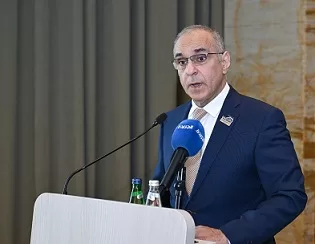 بين سحر «البيانو» وصخب «الدرامز».. عمر خيرت يكشف لمحمد أبو عبيد أسرار بصمته الموسيقية الفريدة