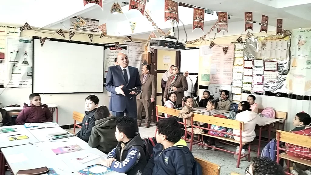 قيادات تعليم الدقهلية يُجرون جولات ميدانية واسعة لمتابعة انطلاق «الترم الثاني» 3 - جريدة الجمهورية WhatsApp Image 2026 02 08 at 8.48.15 PM 1 - جريدة الجمهورية