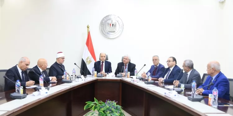 بدعوة من وزير التعليم العالي: انعقاد الجلسة الإجرائية لجامعة كفر الشيخ الأهلية