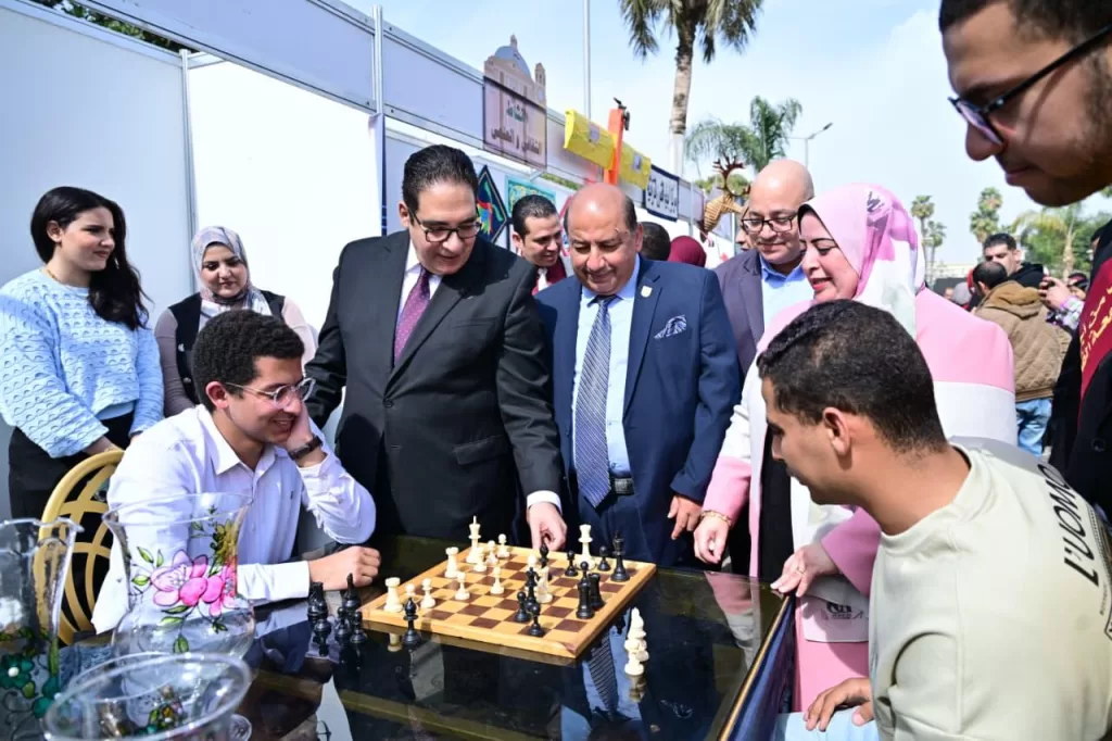 بين الفن والعلم.. هكذا استقبلت جامعة القاهرة طلابها في أول أيام الفصل الدراسي الثاني 6 - جريدة الجمهورية WhatsApp Image 2026 02 10 at 11.32.37 AM 2 - جريدة الجمهورية