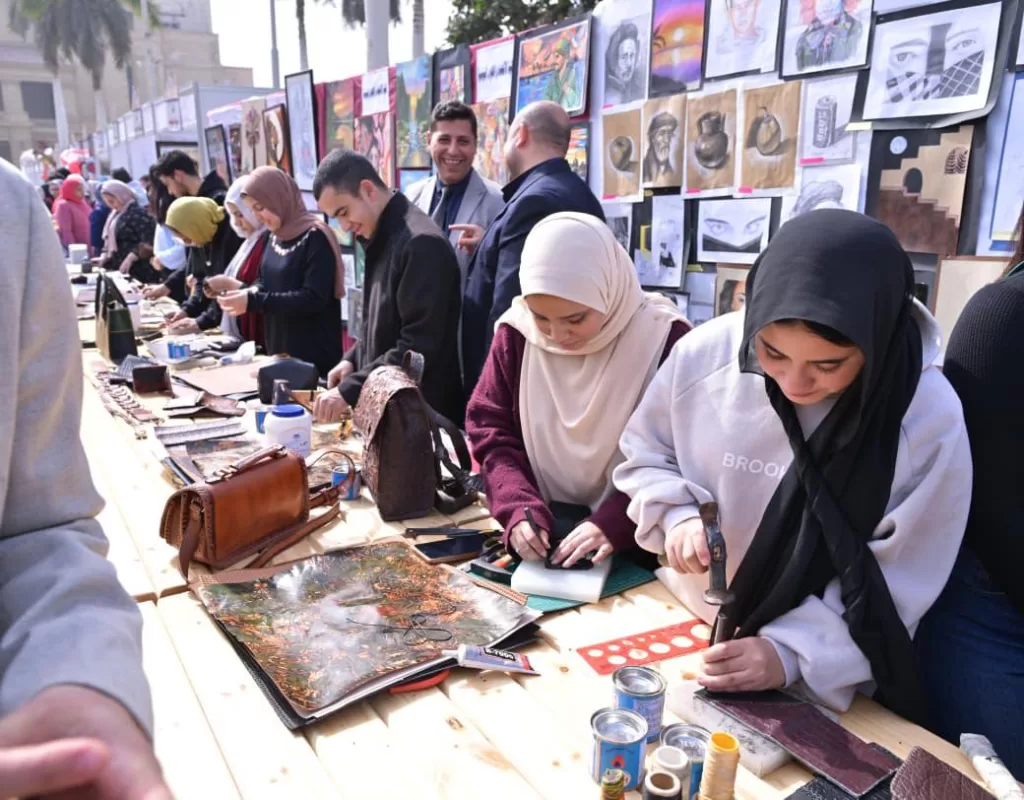 بين الفن والعلم.. هكذا استقبلت جامعة القاهرة طلابها في أول أيام الفصل الدراسي الثاني 10 - جريدة الجمهورية WhatsApp Image 2026 02 10 at 11.32.38 AM 3 - جريدة الجمهورية
