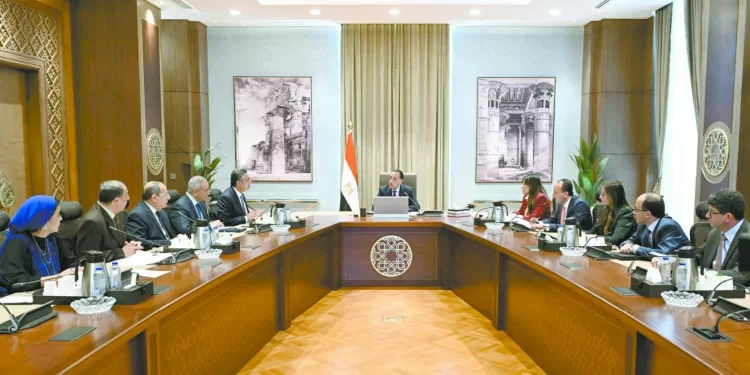 «الجبلاية» تشيد بمنتخب الصالات.. وتنفى خطاب «الأبيض»