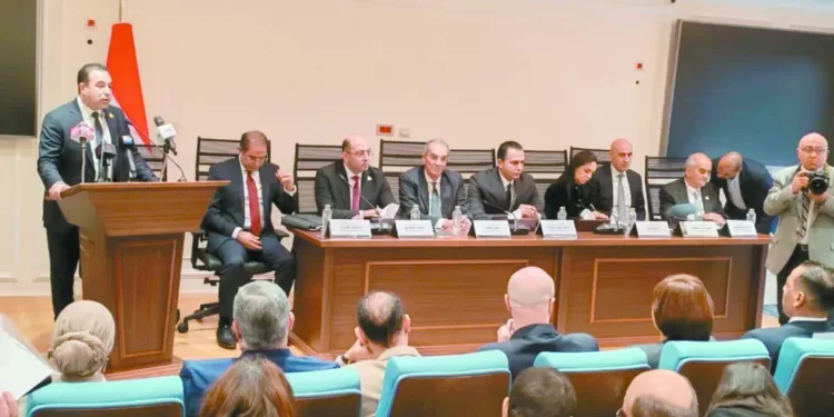 «الجبلاية» تشيد بمنتخب الصالات.. وتنفى خطاب «الأبيض»