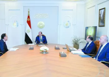 مبادرة‭ ‬الرئيس‭ ‬السيسى”100‭ ‬مليون‭ ‬صحة” ‭  ..‬أيقونة‭ ‬عربية‭ ‬لرعاية‭ ‬المواطن