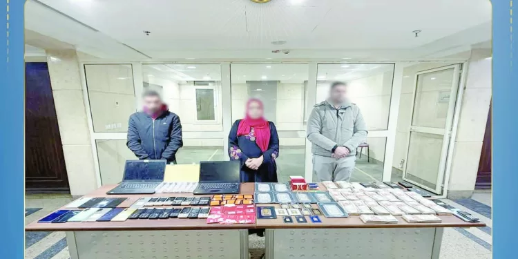 مبادرة‭ ‬الرئيس‭ ‬السيسى”100‭ ‬مليون‭ ‬صحة” ‭  ..‬أيقونة‭ ‬عربية‭ ‬لرعاية‭ ‬المواطن
