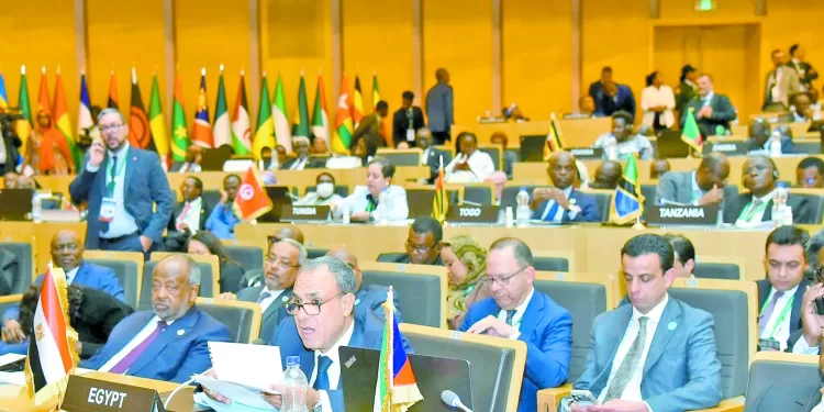 مبادرة‭ ‬الرئيس‭ ‬السيسى”100‭ ‬مليون‭ ‬صحة” ‭  ..‬أيقونة‭ ‬عربية‭ ‬لرعاية‭ ‬المواطن