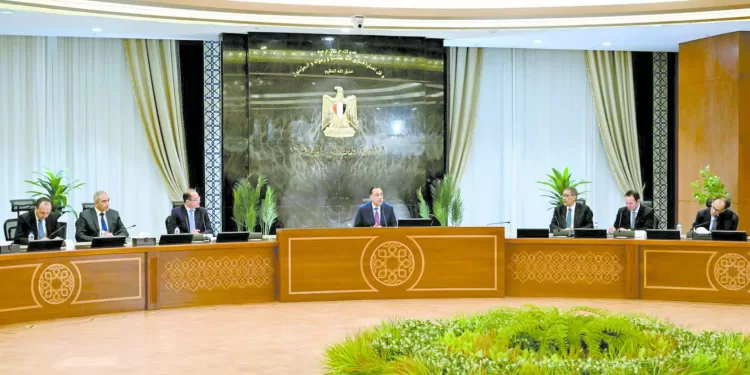 رحيل «عواد» و«شيكوبانزا» عن القلعة البيضاء