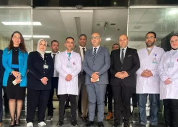 نيابةً عن المحافظ.. وكيل «صحة الإسكندرية» يفتتح تطويرات مستشفى شرق المدينة بمشاركة قطاع البترول