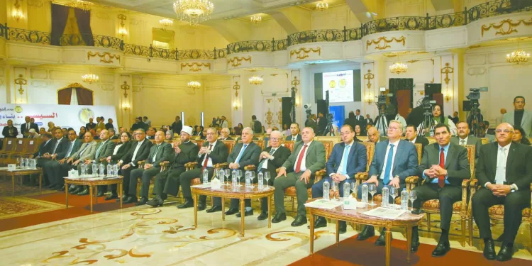 شهادات البناء والإنجاز فى مؤتمر «الجمهورية» الخامس 1 - جريدة الجمهورية «الغزل» يرفع درجة الاستعداد لمواجهة «زد»