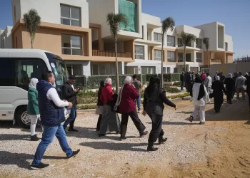 «أرضك» تضخ 350 مليون جنيهًا في مرافق «زيزينيا المستقبل».. وتبدأ تسليم المرحلة الأولى لـ400 أسرة