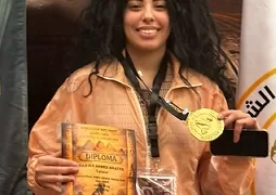 البطلة المصرية حبيبة خاطر تكتسح منافسات «البنش برس» وتُتوج بالذهب