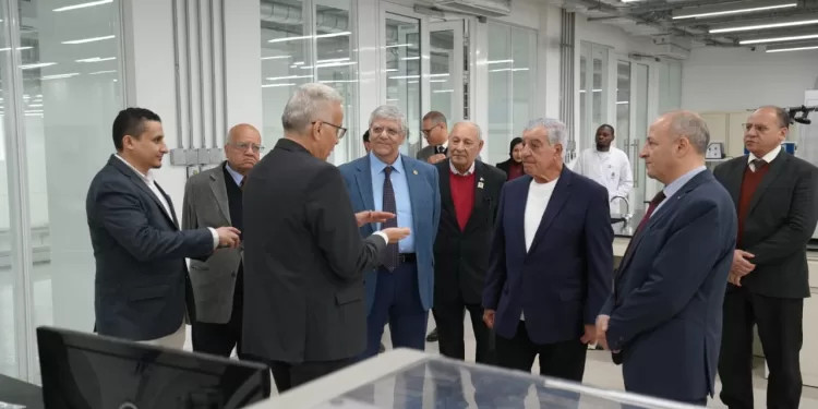 من برج العرب.. حواس يؤكد: لا صحة لأسطورة الزئبق الأحمر أو وادي الملوك الثاني