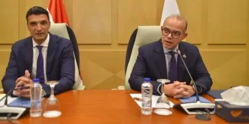 وزير الصناعة يهنئ الرئيس السيسي والشعب المصري بحلول شهر رمضان المبارك