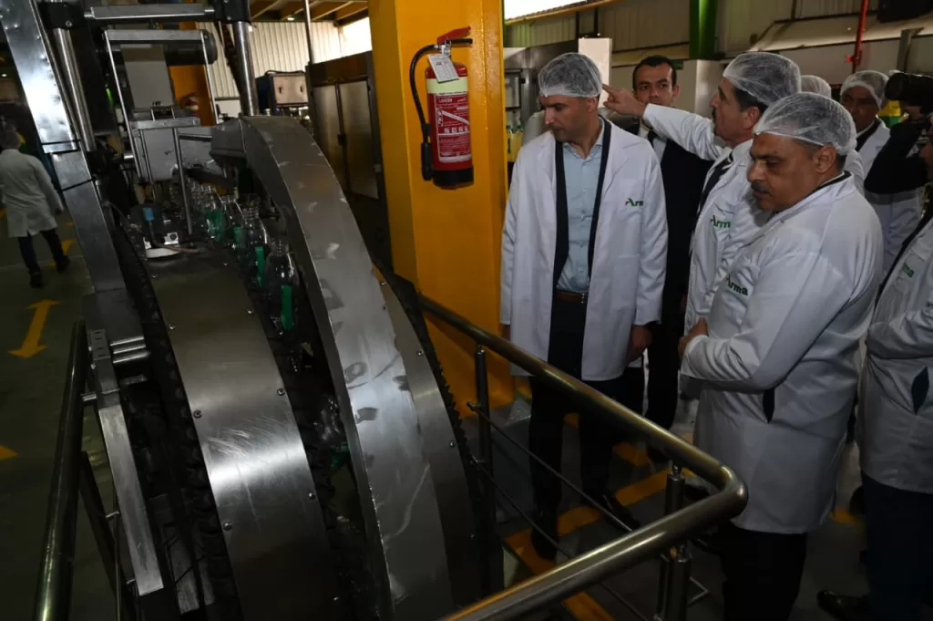 في أولى جولاته الميدانية.. وزير الصناعة: ملتزمون بدعم المصانع لرفع نسبة المكون المحلي وتطوير كفاءة الموردين 24 - جريدة الجمهورية WhatsApp Image 2026 02 19 at 12.15.45 PM 1 - جريدة الجمهورية