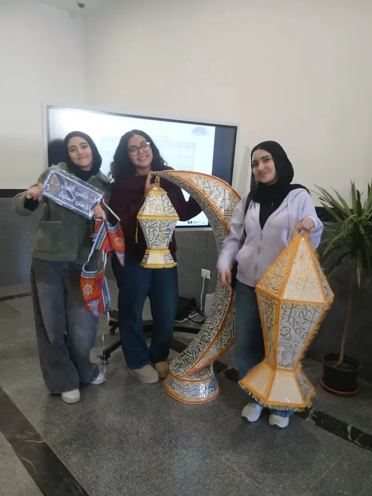 طلاب جامعة القاهرة الأهلية يحيون الأجواء الرمضانية في مشهد يعكس روح الأسرة الواحدة 14 - جريدة الجمهورية WhatsApp Image 2026 02 19 at 9.53.21 AM 2 - جريدة الجمهورية