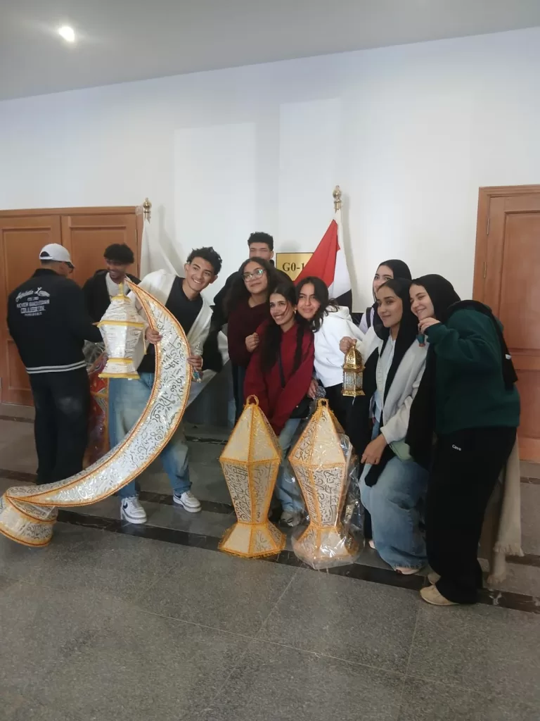 طلاب جامعة القاهرة الأهلية يحيون الأجواء الرمضانية في مشهد يعكس روح الأسرة الواحدة 8 - جريدة الجمهورية WhatsApp Image 2026 02 19 at 9.53.22 AM 4 - جريدة الجمهورية