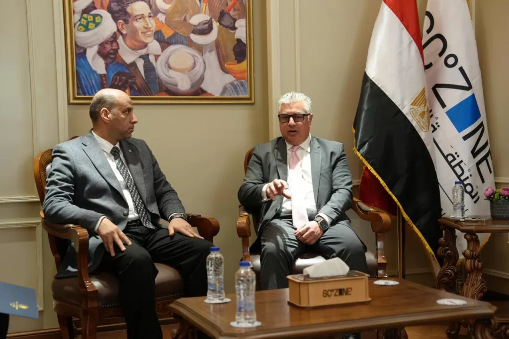 رئيس اقتصادية قناة السويس يستقبل وزير العمل لبحث التعاون والتكامل بين الجانبين 2 - جريدة الجمهورية WhatsApp Image 2026 02 20 at 11.11.55 AM1 - جريدة الجمهورية