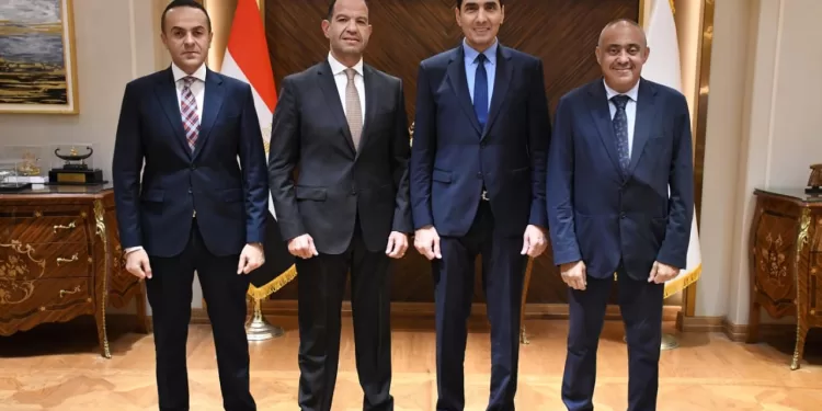 وزير الرياضة يستقبل رئيس «المتحدة الرياضية» و«استادات» لبحث التعاون المشترك 1 - جريدة الجمهورية وزير الرياضة يستقبل رئيس «المتحدة الرياضية» و«استادات» لبحث التعاون المشترك