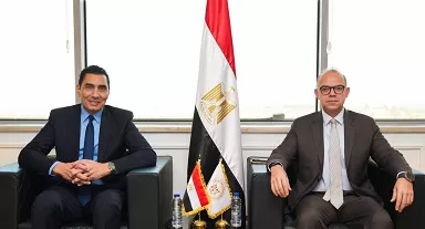 وزيرا «الشباب» و«الاستثمار» يبحثان إطلاق صناديق استثمارية لدعم الأبطال الرياضيين 1 - جريدة الجمهورية وزيرا «الشباب» و«الاستثمار» يبحثان إطلاق صناديق استثمارية لدعم الأبطال الرياضيين