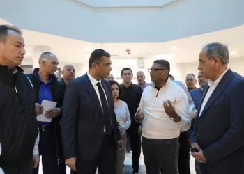 محافظ البحر الأحمر يتفقد مستشفى الغردقة العام ويُشدد على تقديم خدمات طبية فائقة الجودة