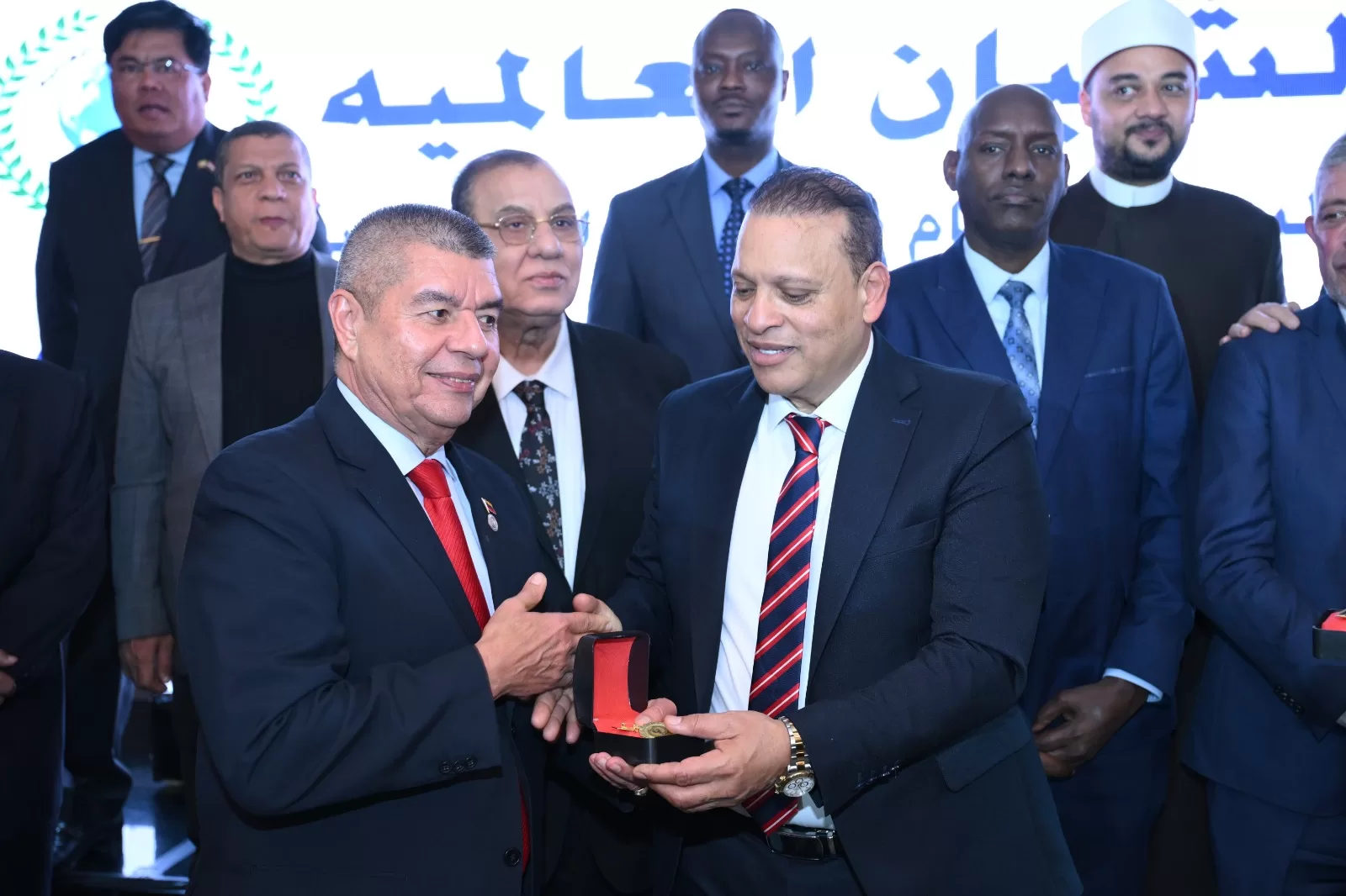 في حفل إفطار «تاريخي».. الشبان العالمية تجمع رموز الأزهر والكنيسة والسفراء والفنانين 18 - جريدة الجمهورية WhatsApp Image 2026 02 21 at 9.51.06 PM - جريدة الجمهورية