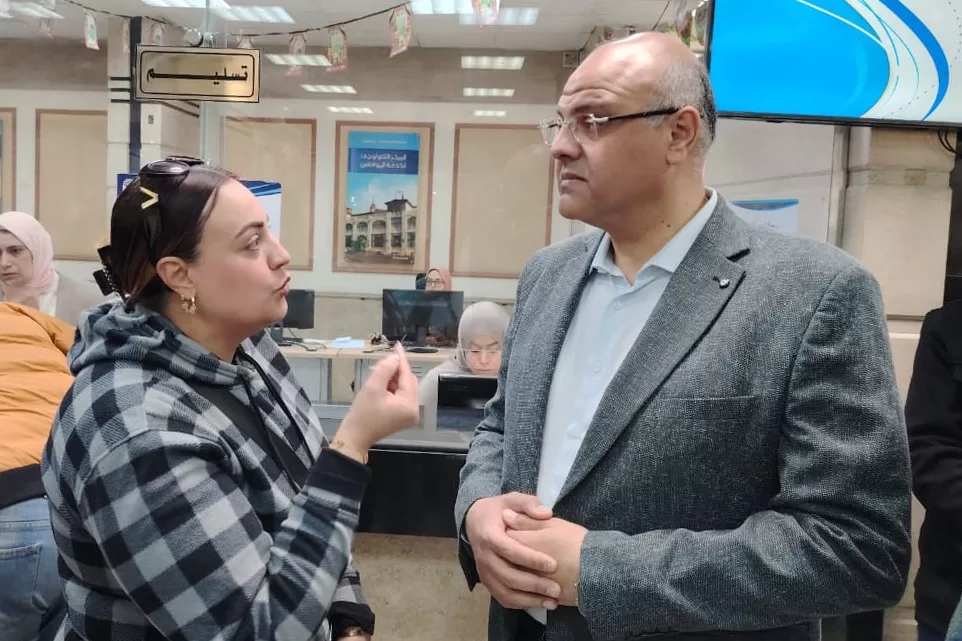 بتوجيهات محافظ الإسكندرية: رقم «واتساب» لشكاوى المواصلات.. وتوسعة «كوبري المندرة» تنتهي قبل الصيف 5 - جريدة الجمهورية WhatsApp Image 2026 02 23 at 4.50.42 PM 1 - جريدة الجمهورية