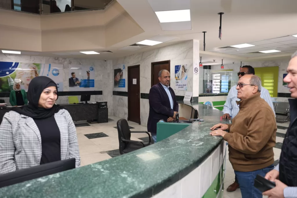 رئيس «قابضة المياه» يتفقد محطة تحلية سفاجا ويعاين موقع المحطة الجديدة لزيادة الإنتاج بـ30 ألف م3/يوم 7 - جريدة الجمهورية WhatsApp Image 2026 02 24 at 1.59.36 PM 2 - جريدة الجمهورية