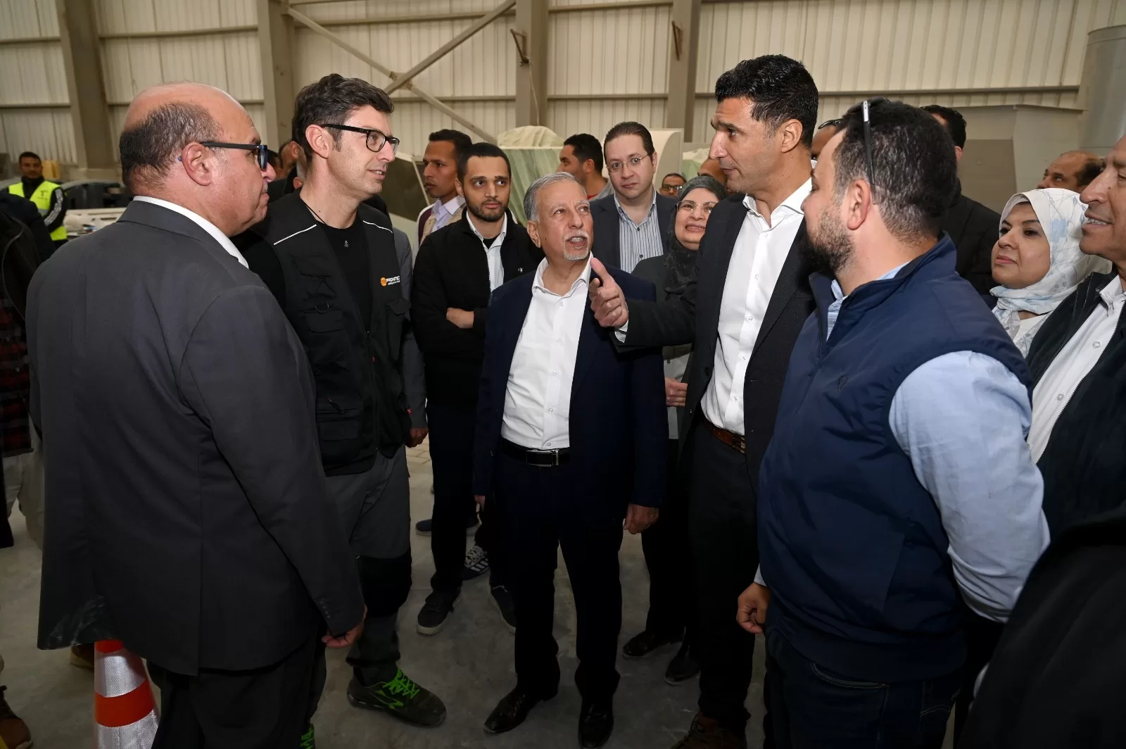 وزير الصناعة ومحافظ القاهرة يتفقدان 5 قلاع إنتاجية بـ«شق الثعبان» لبحث سبل دعم المصنعين 11 - جريدة الجمهورية WhatsApp Image 2026 02 25 at 12.59.43 PM 2 - جريدة الجمهورية