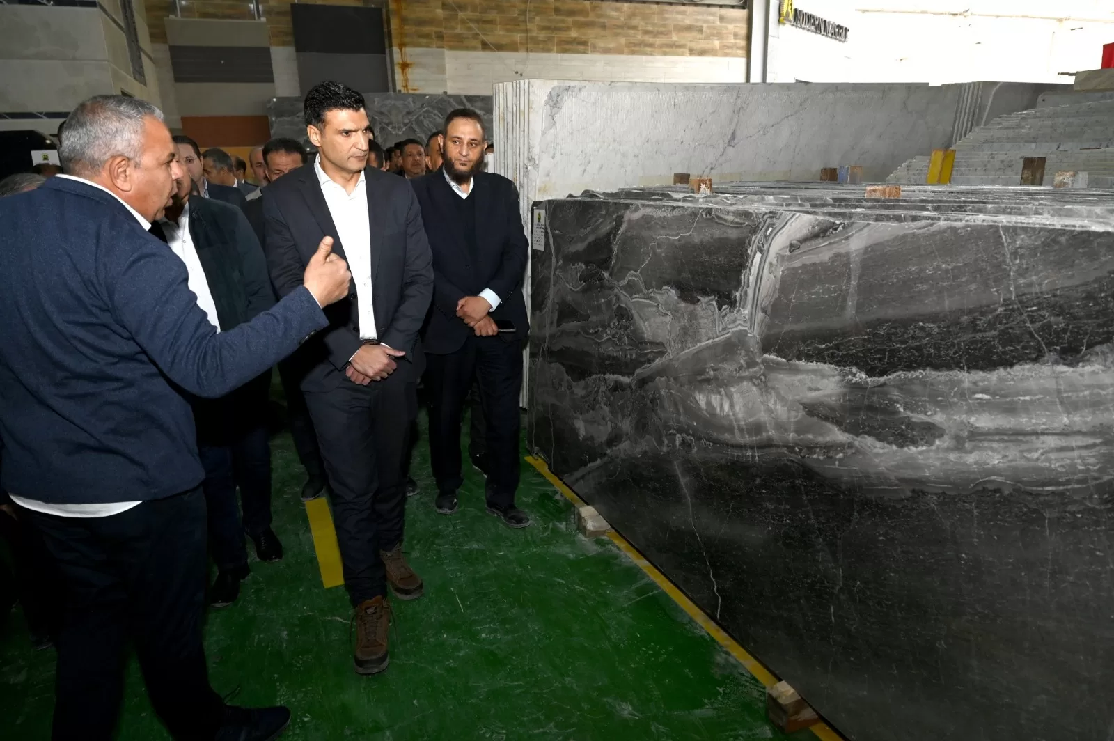 وزير الصناعة ومحافظ القاهرة يتفقدان 5 قلاع إنتاجية بـ«شق الثعبان» لبحث سبل دعم المصنعين 17 - جريدة الجمهورية WhatsApp Image 2026 02 25 at 12.59.46 PM 1 - جريدة الجمهورية