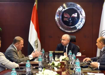 رئيس «هيئة الاستثمار»: خطة لإنشاء مناطق لوجستية في 6 دول إفريقية لتعزيز نفاذ الصادرات المصرية 3 - جريدة الجمهورية رئيس «هيئة الاستثمار»: خطة لإنشاء مناطق لوجستية في 6 دول إفريقية لتعزيز نفاذ الصادرات المصرية