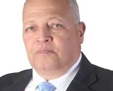 رئيس وزراء السودان يتفقد «العاصمة الجديدة».. ويشيد بالنهضة العمرانية المصرية من قمة البرج الأيقوني