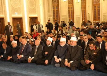 محافظ القاهرة يشهد احتفالية «الأوقاف» بذكرى انتصارات العاشر من رمضان بمسجد «العزيز الحكيم»