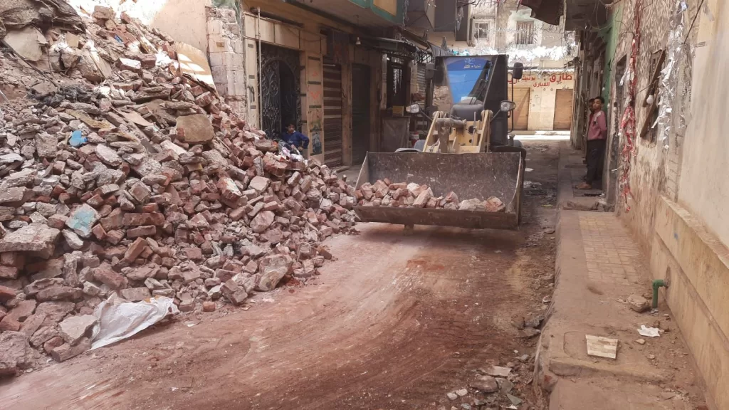 حي غرب الإسكندرية يرفع 40 طن أتربة ورديم من شارع «السنيين» بكرموز 2 - جريدة الجمهورية WhatsApp Image 2026 02 28 at 2.29.23 PM - جريدة الجمهورية