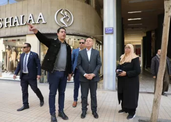 فيديو| محافظ القاهرة يُشدد على منع الانتظار الخاطئ بوسط المدينة 4 - جريدة الجمهورية فيديو| محافظ القاهرة يُشدد على منع الانتظار الخاطئ بوسط المدينة