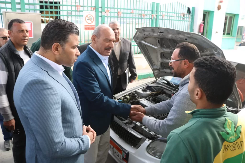 محافظ السويس يتفقد محطات الوقود للتأكد من توافر المواد البترولية والالتزام بالأسعار 4 - جريدة الجمهورية WhatsApp Image 2026 02 28 at 5.31.03 PM - جريدة الجمهورية