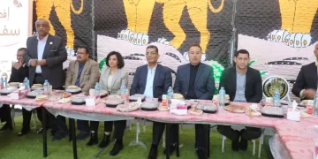 في أولى جولاته بسفاجا.. محافظ البحر الأحمر يشارك الأهالي إفطارهم الجماعي ويتفقد مشروعات خدمية بتكلفة 450 مليون جنيه