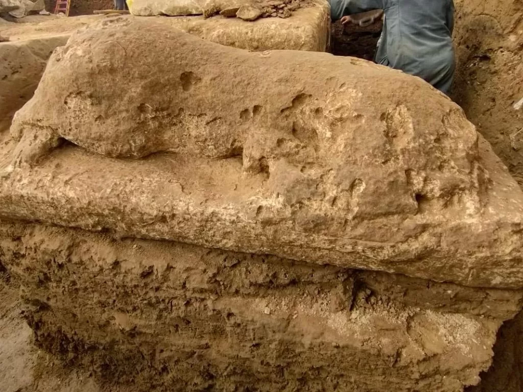 اثر 3 - جريدة الجمهورية