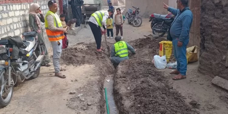 توصيل مياه الشرب مجانًا لـ 500 أسرة أولى بالرعاية بالشرقية