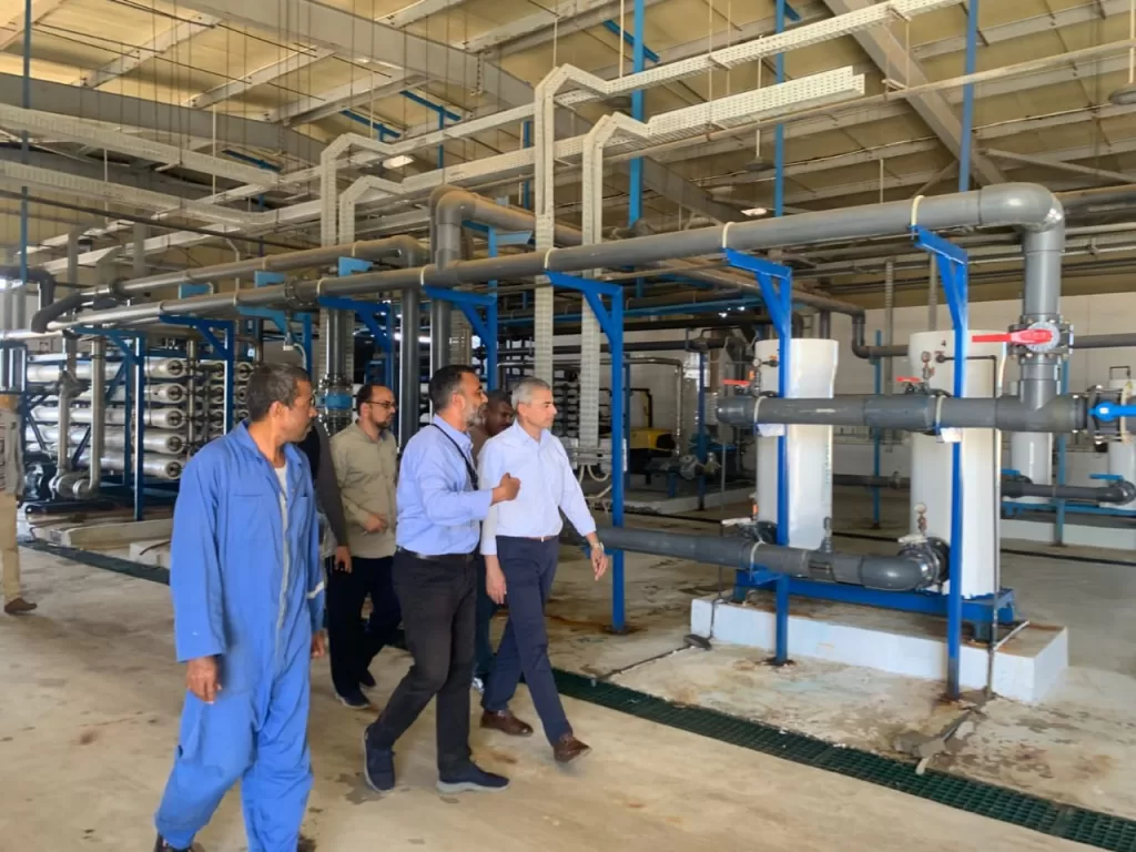 رئيس مياه البحر الأحمر يتفقد مواقع الشركة بالشلاتين ورأس حدربة - جريدة الجمهورية