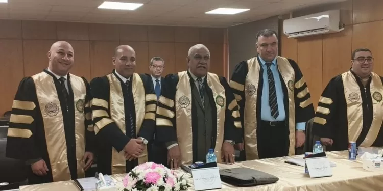 التسويق الخدمي وتأثيره على اختيار الطلاب للجامعات المصرية.. رسالة دكتوراة حديثة بالأكاديمية العربية 1 - جريدة الجمهورية التسويق الخدمي وتأثيره على اختيار الطلاب للجامعات المصرية.. رسالة دكتوراة حديثة بالأكاديمية العربية