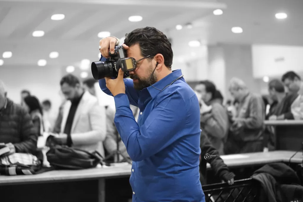 موضوع مبادرة فوتوبوك - جريدة الجمهورية