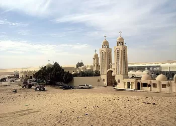 مصرع وإصابة 6 أطفال في انهيار سور بدير «أبوفانا» بملوي