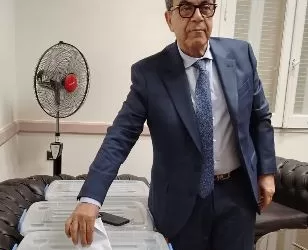 «نقيب البيطريين» يدلي بصوته في انتخابات التجديد النصفي ويشيد بالأجواء التنظيمية