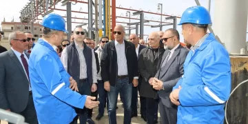 محافظ كفر الشيخ يتفقد شركة «إيجي جاس» ببلطيم.. طاقة إنتاجية تبلغ 37 ألف أسطوانة غاز يومياً